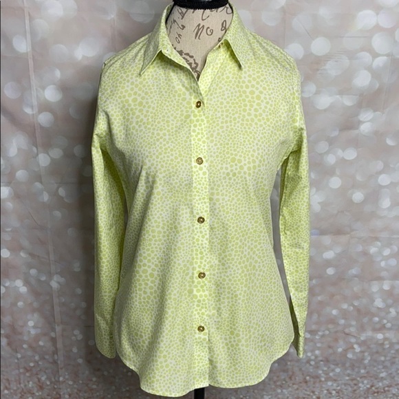 𝅺CHICO’S No-Iron Button Front Shirt Size 0 - Picture 1 of 8